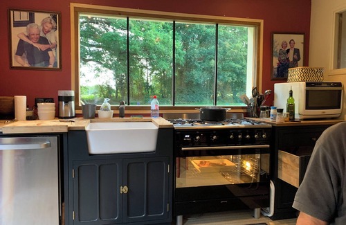 Savigny-Levescault House | Cutest Country House only 1h45 from CDG Airport by train!