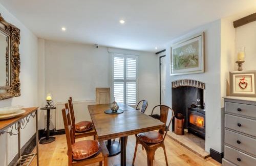Roydon House | Cutters Cottage