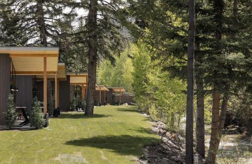 Grant House | Cutthroat Trout Cabin Near Trails Hike and Bike