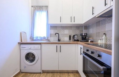 Kypseli Condo | Cuture case loft