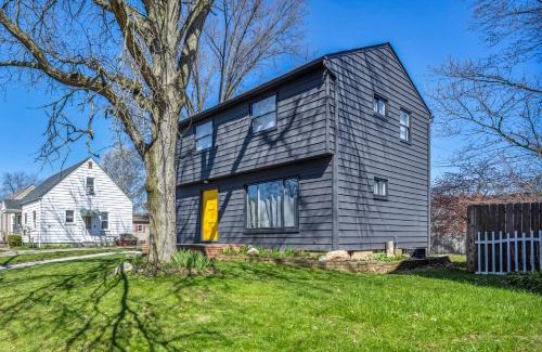 Cuyahoga Falls House | Cuyahoga Falls Retreat