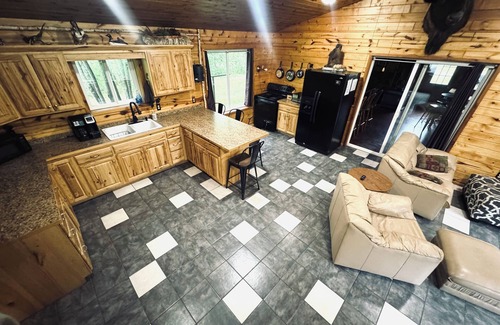 Ironton Cabin | Cuyuna Country Cabin Bike onto Back Country Trail-Secluded-High Speed Internet