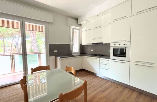 Pinarella Apartment | CV016 - Cervia, new three-room apartment with parking space 100m from the sea