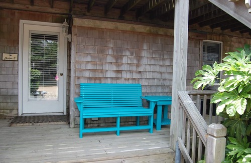Ocracoke Villa | CV2B: Juniper B - 1st floor studio with whirlpool tub!