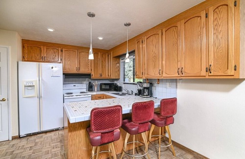 Lower Kingsbury House | CW161."The Cottonwood" -Private Hot Tub: 4 BR, 2 BA House in Stateline, Sleeps 10