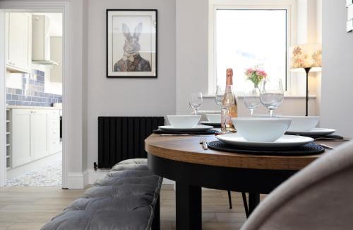 Cathays House | Cwmdare House - Home near Cardiff City Centre