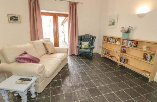 Penmon House | Cwt Blawd