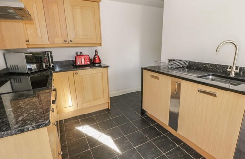 Penmon Cottage | CWT BLAWD, pet friendly, country holiday cottage in Llangoed