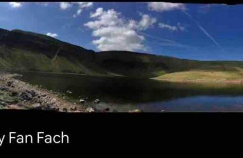 Ammanford House | Cwtch Bach - Garnant
