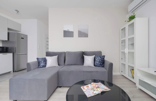 Mokotow Apartment | Cybernetyki 6 | Family Apartment & A/C | Parking