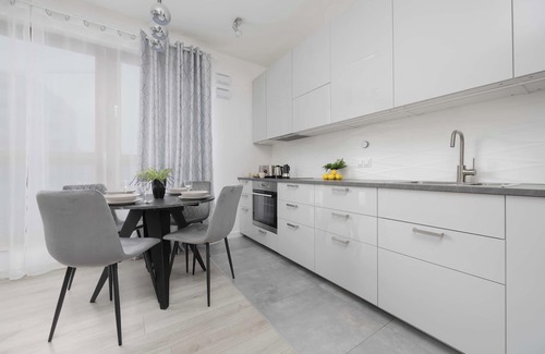 Mokotow Apartment | Cybernetyki 6 | Family Apartment & A/C | Parking
