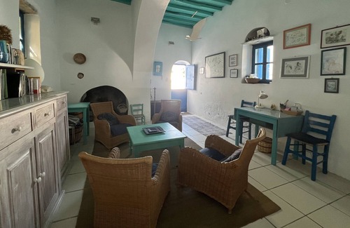 Aegiali House | Cycladian house on the sea Aigiali Potamos