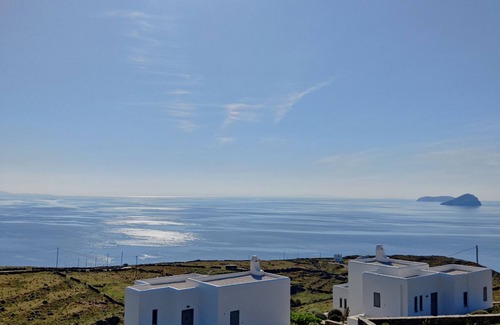 Kithnos Villa | Cycladic villa with a breathtaking view of the Aegean sea