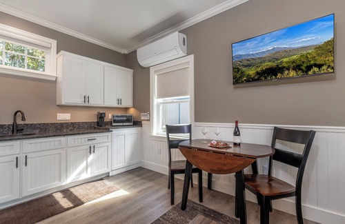 Santa Ynez Cottage | Cyclist Paradise: Luxe Studio Wine Country Beauty L2EV Sleeps 4, Unit 3 Numancia