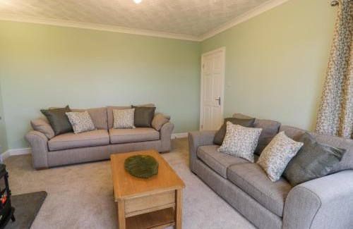 Rhosybol House | Cynefin