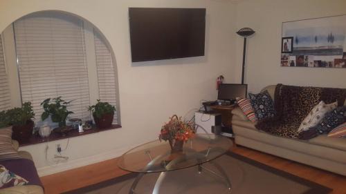 North Long Beach House | Cynnies Home