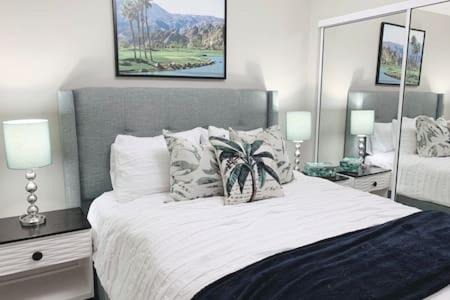 Southwest Anaheim House | Cypress Villa Disneyland 8 Bedroom 4Bath Pool Game