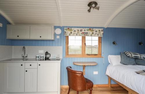 Holyhead House | Cysgod y Bugail