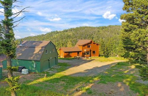 Canyon Creek Ski Chalet | CZ1 Ranch- Rocky Mountain Luxury Cabin near Helena
