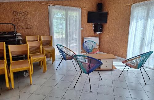 Cosse-le-Vivien House | Détente à la campagne