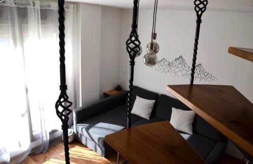 Puebla de Lillo Apartment | Dúplex El refugio de Porma