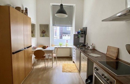 Dusseldorf Apartment | Düsseldorf City Center 2-Bedroom Apartment