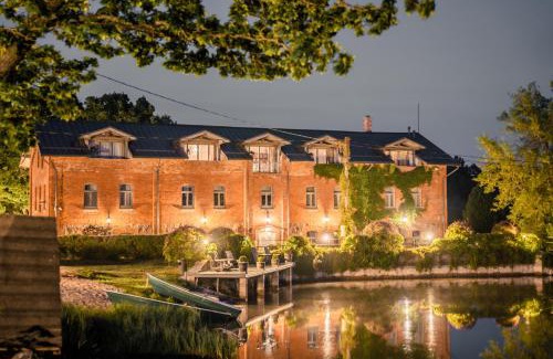 Kurzeme House | Dēseles dzirnavas - Guest House