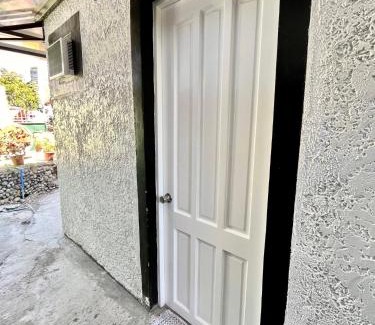 Santa Barbara House | D' Affordable Quarters