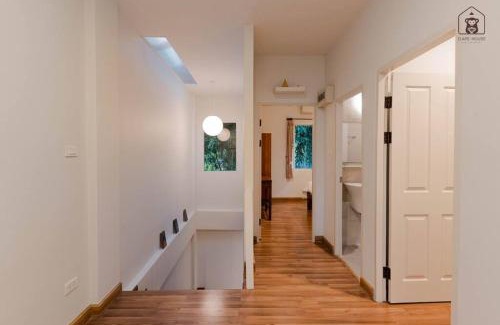 Su Thep House | D ape house