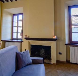 Oltretorrente Apartment | D'Azeglio 48