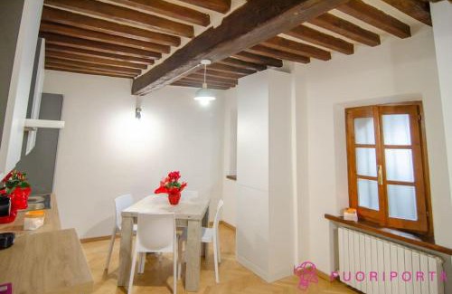 Oltretorrente Apartment | D'Azeglio 48
