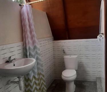 Kecamatan Masbagik Bed & Breakfast | D' Carasti Bungalow