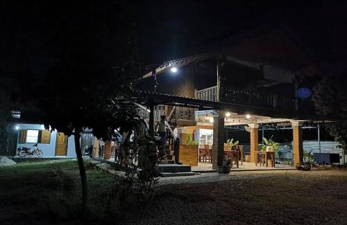 Vang Vieng Bed & Breakfast | D-Chu Vangvieng Villa Garden