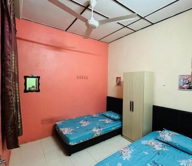 Guar Chempedak House | D JERAI Homestay