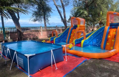 Kampung Penarik Resort | D'Pantai Bari Indah campsite & resort