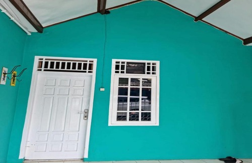 Serang House | D'Pinky House