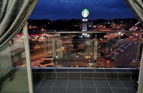 Daerah Kulai Apartment | D'Putra Suites & Homestay @ Near Senai Airport/JPO Mall/AEON & IOI Mall