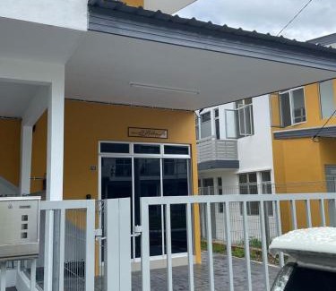 Kampung Jelatang House | d'Ruma Homestay