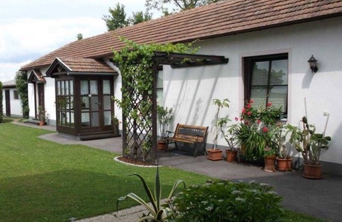 Sitzenberg-Reidling Apartment | d'Suite - Guesthouse Schlossblick