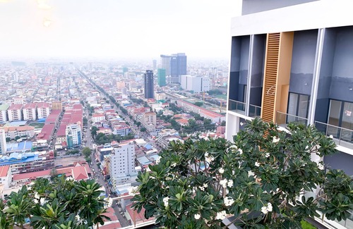 Phnom Penh City Centre Apartment | D Suites at the Skyline