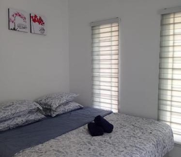 Kampung Serandu House | D' Tanjung Homestay-Orked