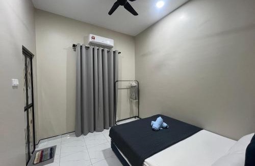Kuala Terengganu House | D' Ulfah Suite & Homestay Kuala Terengganu near Drawbridge Pasar Payang Pantai Batu Burok UMT UNISZA