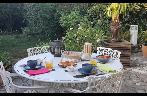 Tarbes Bed & Breakfast | d’un jardin à l’autre