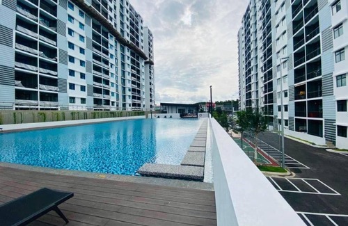 Bandar Penawar Apartment | D'Vista Residenz Condominium