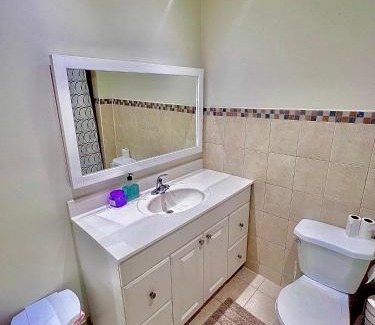 Malton House | D1 Room Near Airport