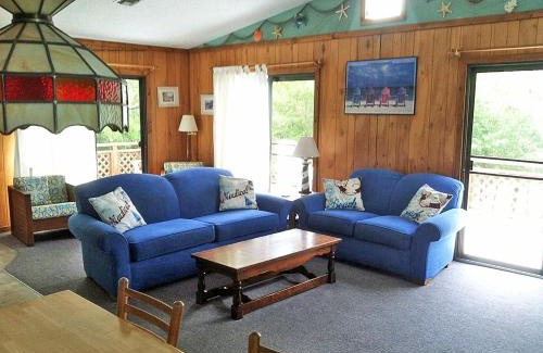 Sea Acres House | D110- The Wright Duck