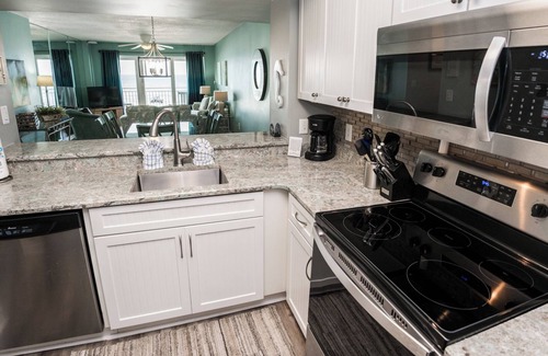 Gulf Lagoon Beach Condo | D202 Low Floor, Gulf View, 3 Pools