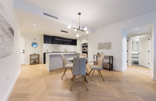 Marpole House | D29 - Brand New Luxurious Furnished 2 Bed