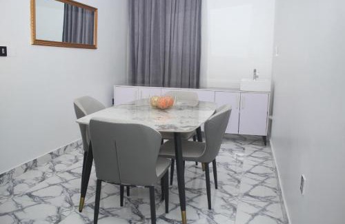 Uyo Apartment | D31 Residency by Elianaelio Hotels