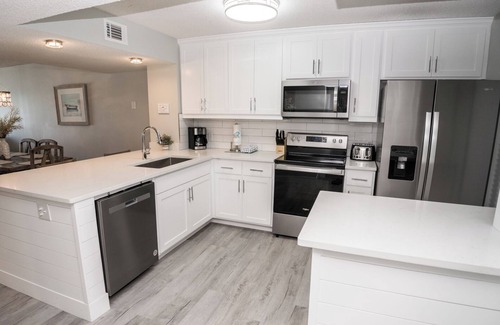 Gulf Lagoon Beach Condo | D506 Corner unit, 2 balconies, Fantastic view of Pool and Gulf